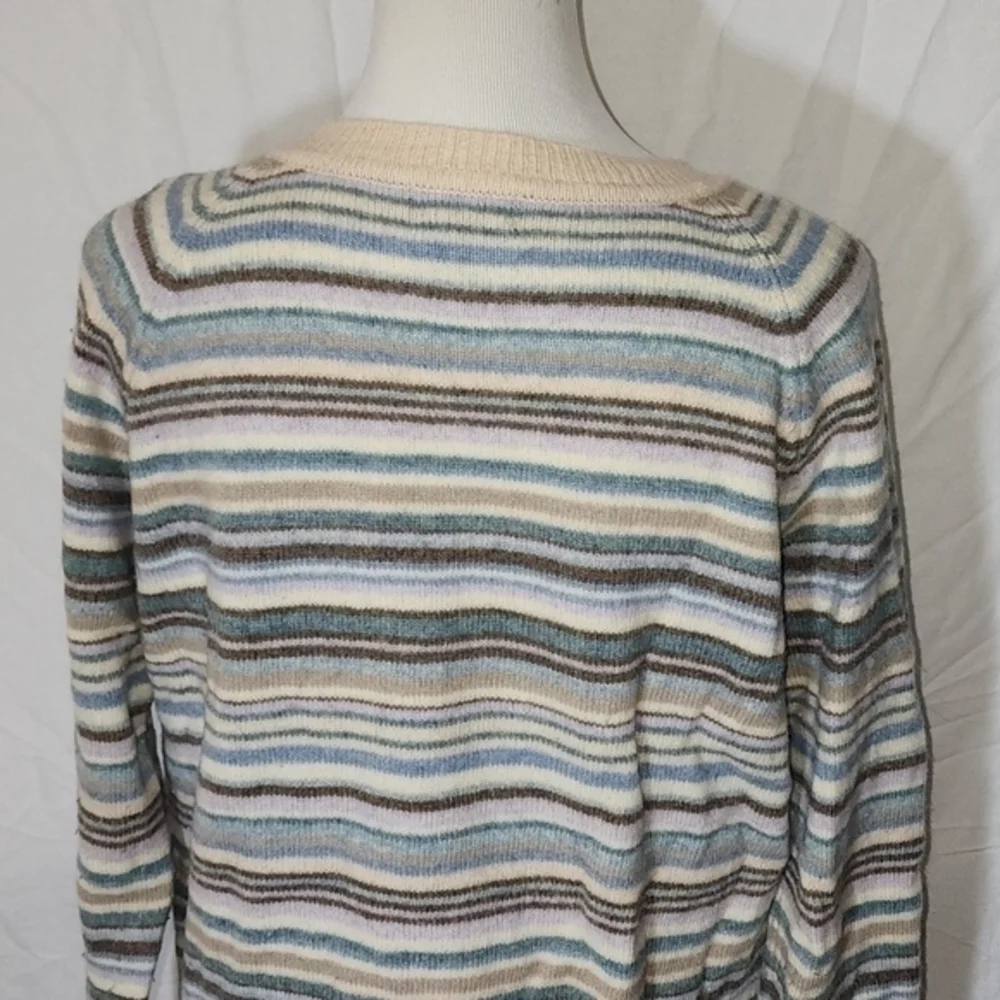 New York and Company Striped Sweater‎ Size Large